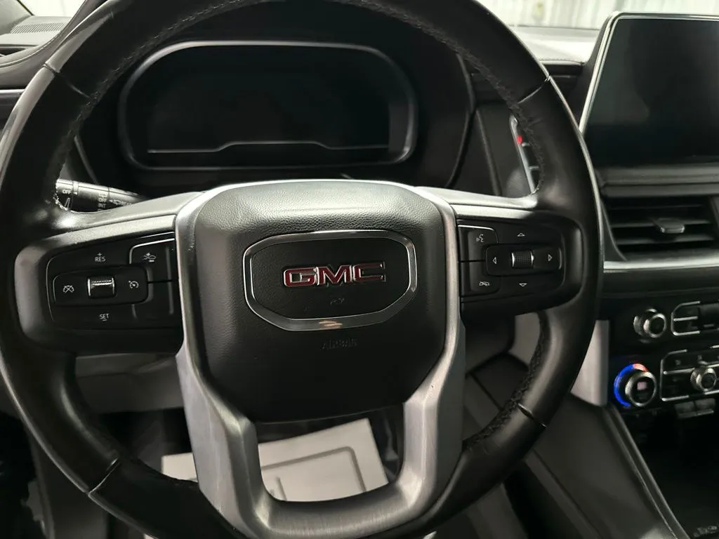 GMC Yukon photo 17