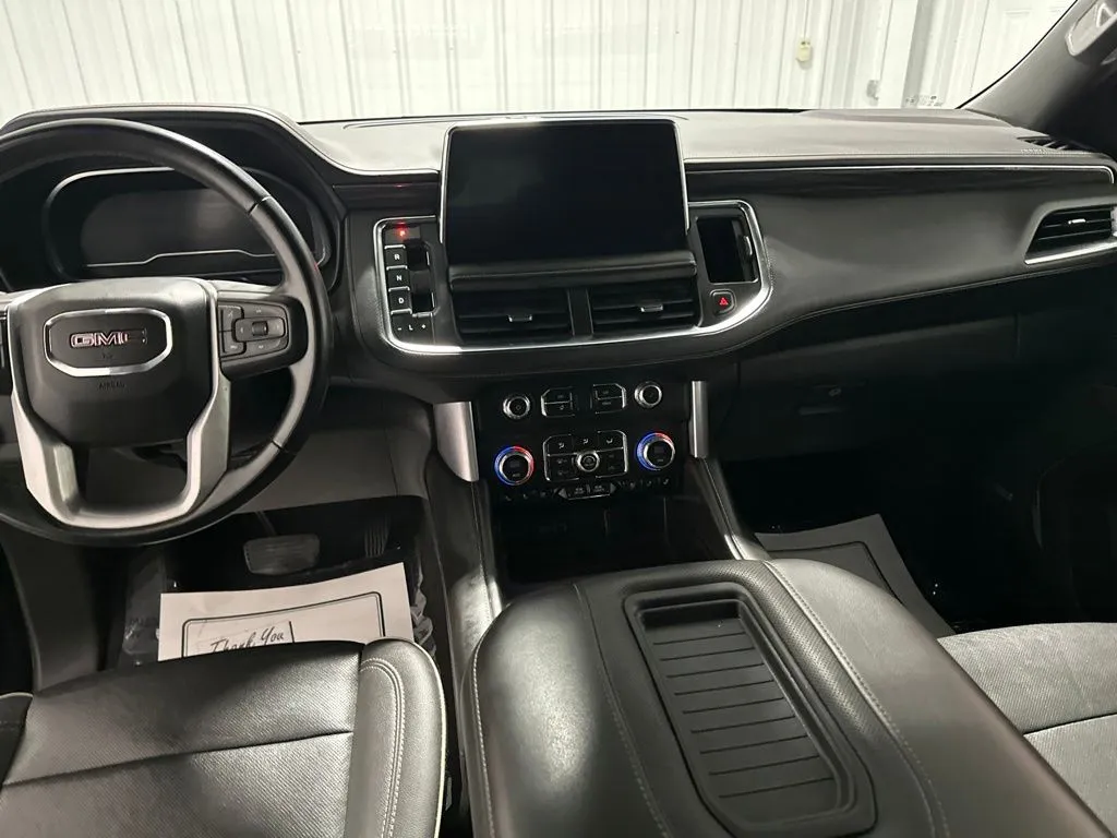 GMC Yukon photo 13