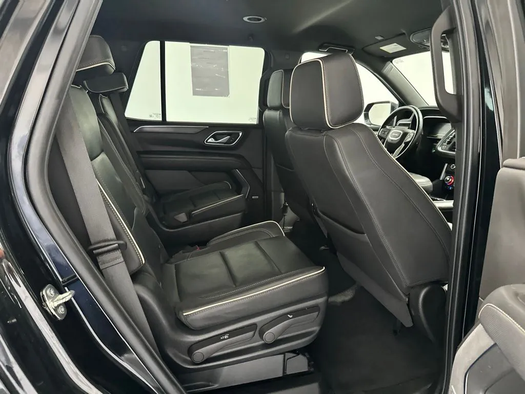 GMC Yukon photo 28
