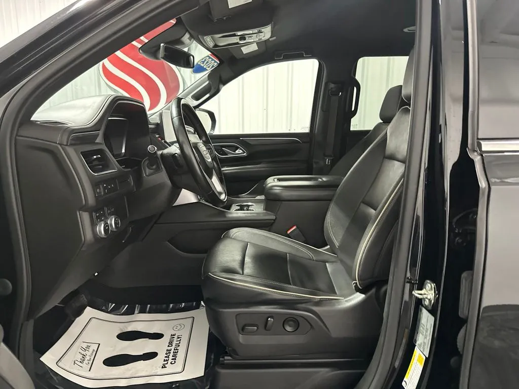 GMC Yukon photo 12
