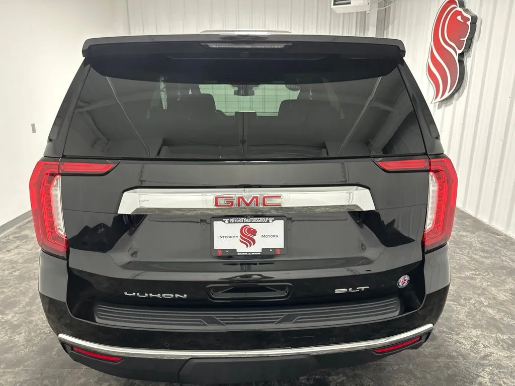 GMC Yukon photo 7