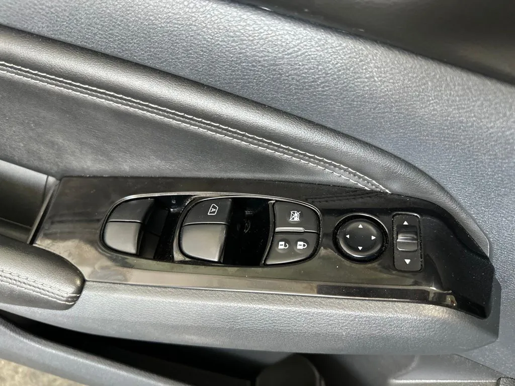 Nissan Altima photo 19