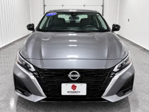 Photos of 2023 Nissan Altima 2.5 SL for sale in Evansville, IN at Integrity Motors Group