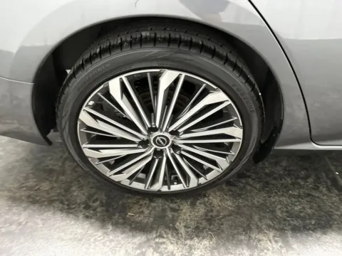 More photos of 2023 Nissan Altima 2.5 SL at Integrity Motors Group, IN