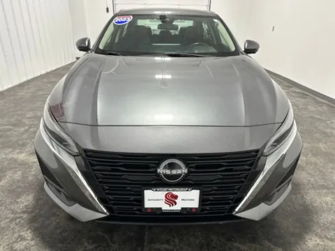 Photos of 2023 Nissan Altima 2.5 SL for sale in Evansville, IN at Integrity Motors Group