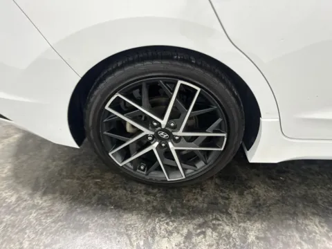 More photos of 2020 Hyundai Elantra Sport at Integrity Motors Group, IN