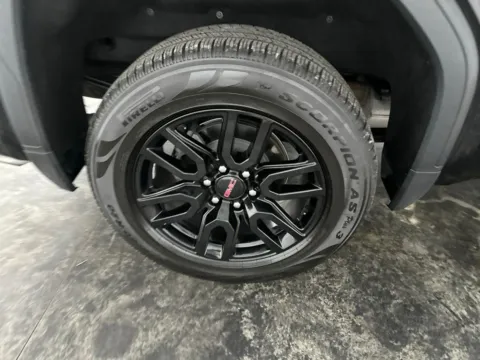 More photos of 2022 GMC Sierra 1500 Limited Elevation at Integrity Motors Group, IN