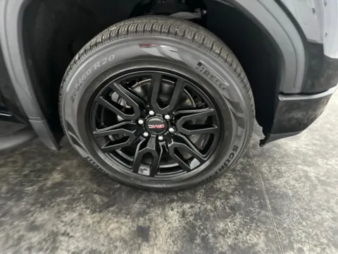 More photos of 2022 GMC Sierra 1500 Limited Elevation at Integrity Motors Group, IN