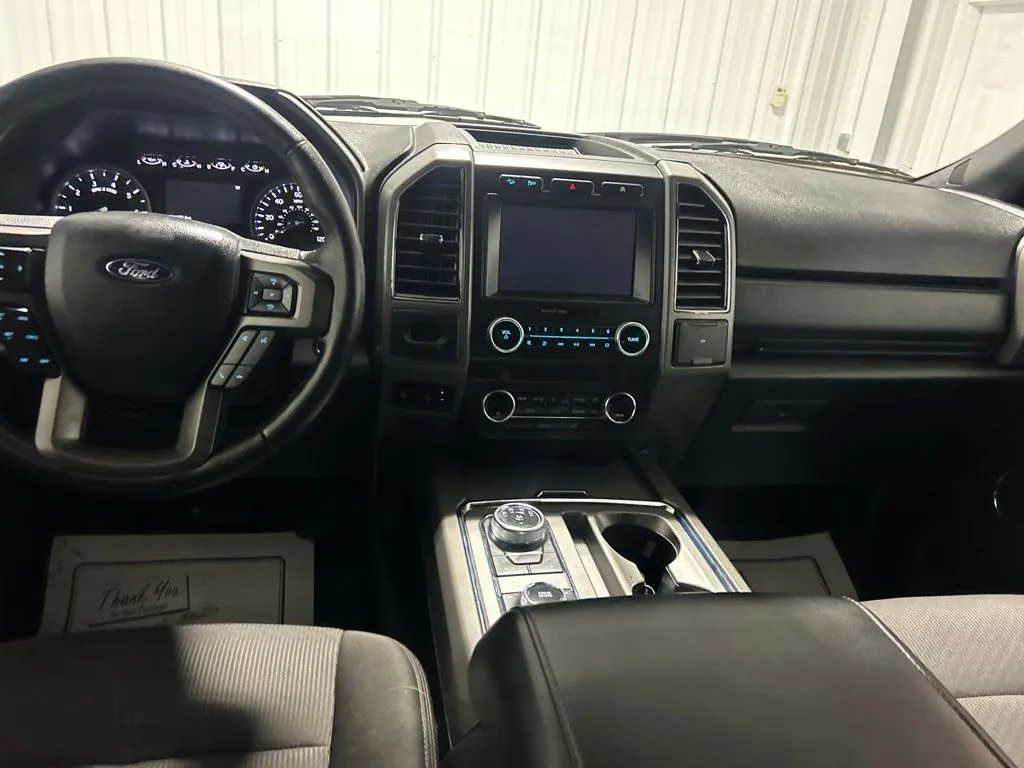 Ford Expedition photo 17