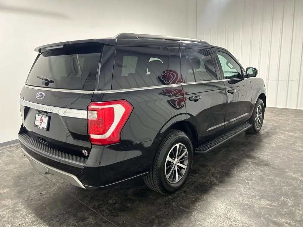 Ford Expedition photo 4
