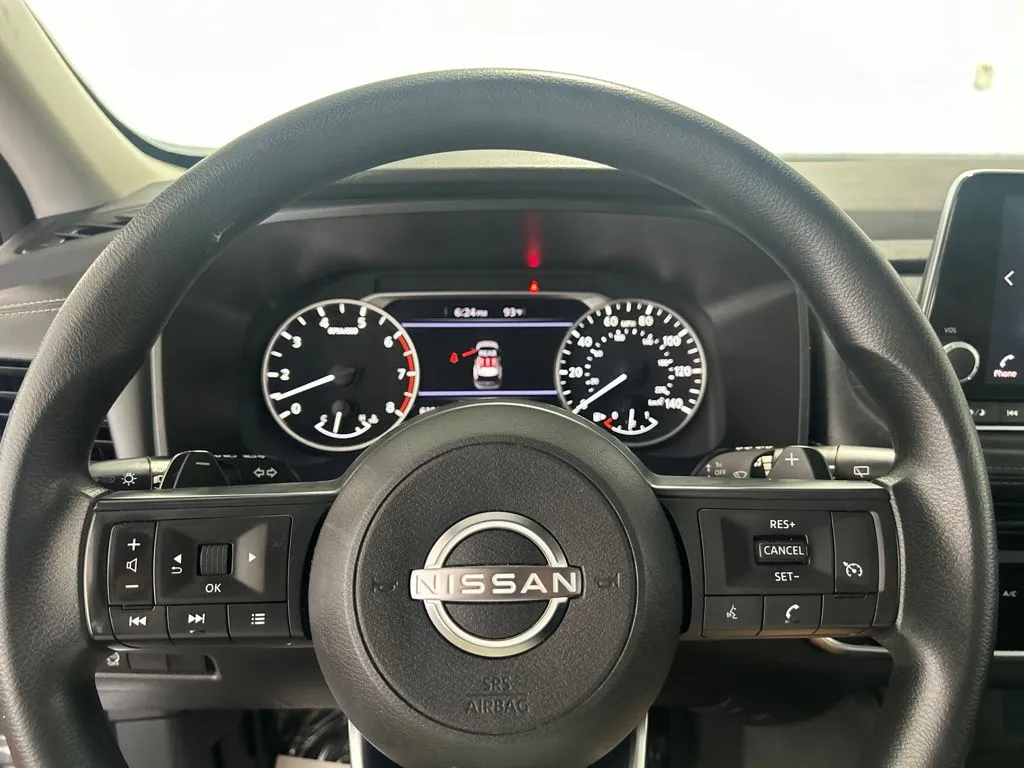 Nissan Rogue photo 26