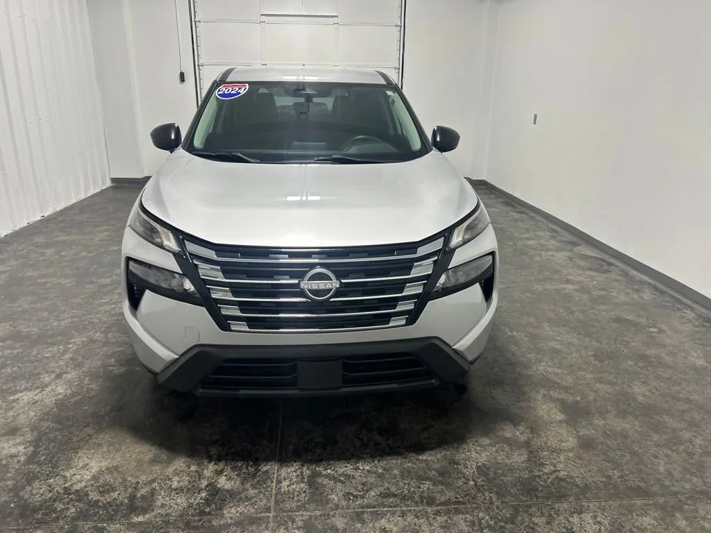 Nissan Rogue photo 6