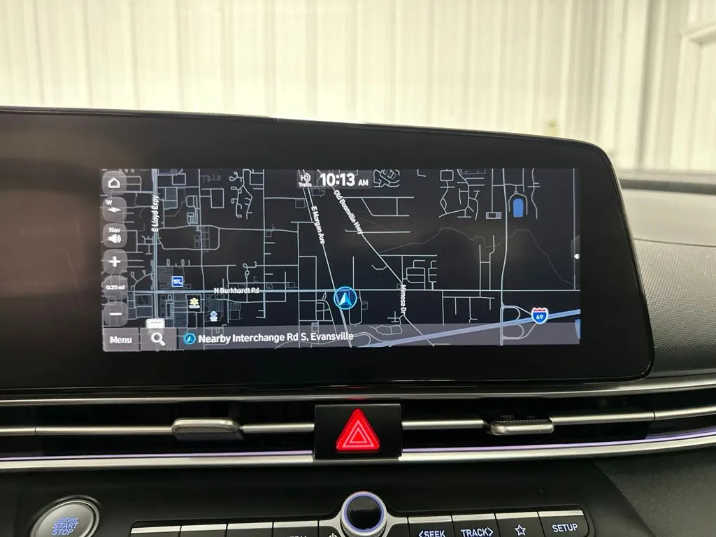 Hyundai Elantra photo 24