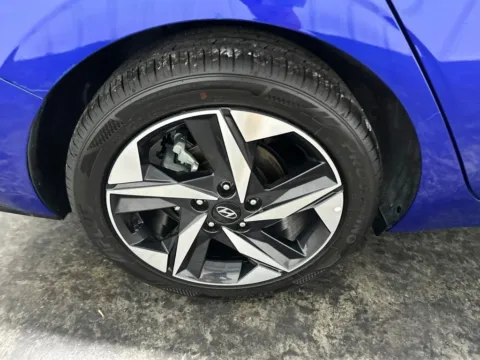 More photos of 2023 Hyundai Elantra Limited at Integrity Motors Group, IN