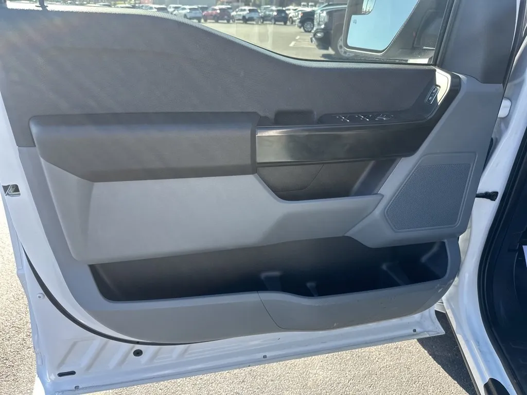Ford F-150 photo 9