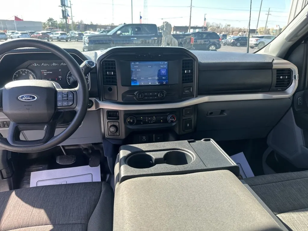 Ford F-150 photo 11