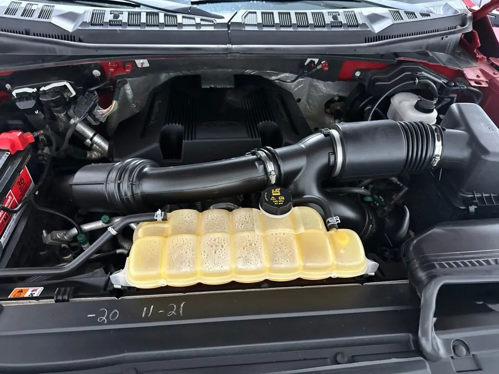 Ford F-150 photo 9
