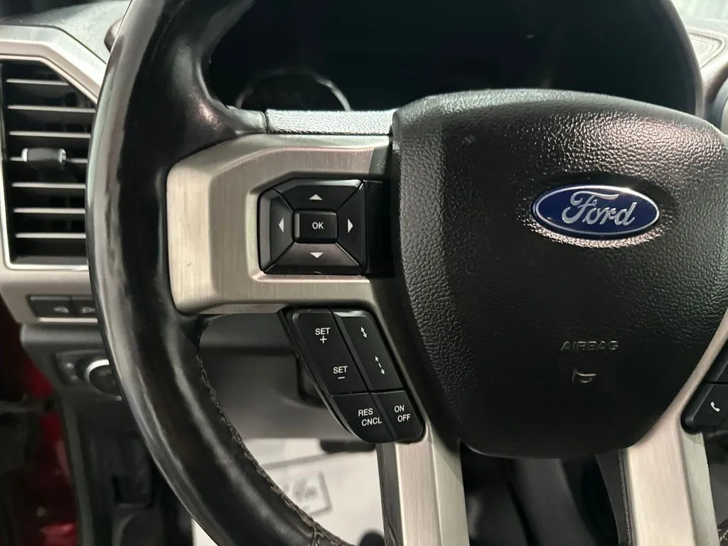 Ford F-150 photo 17