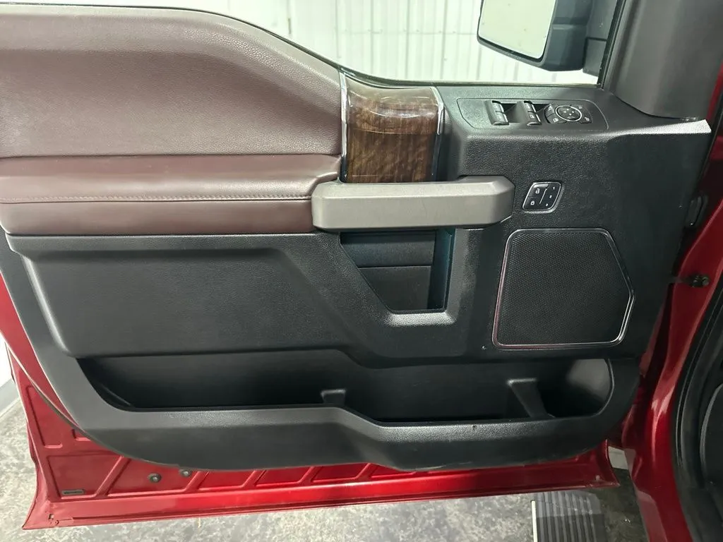Ford F-150 photo 10