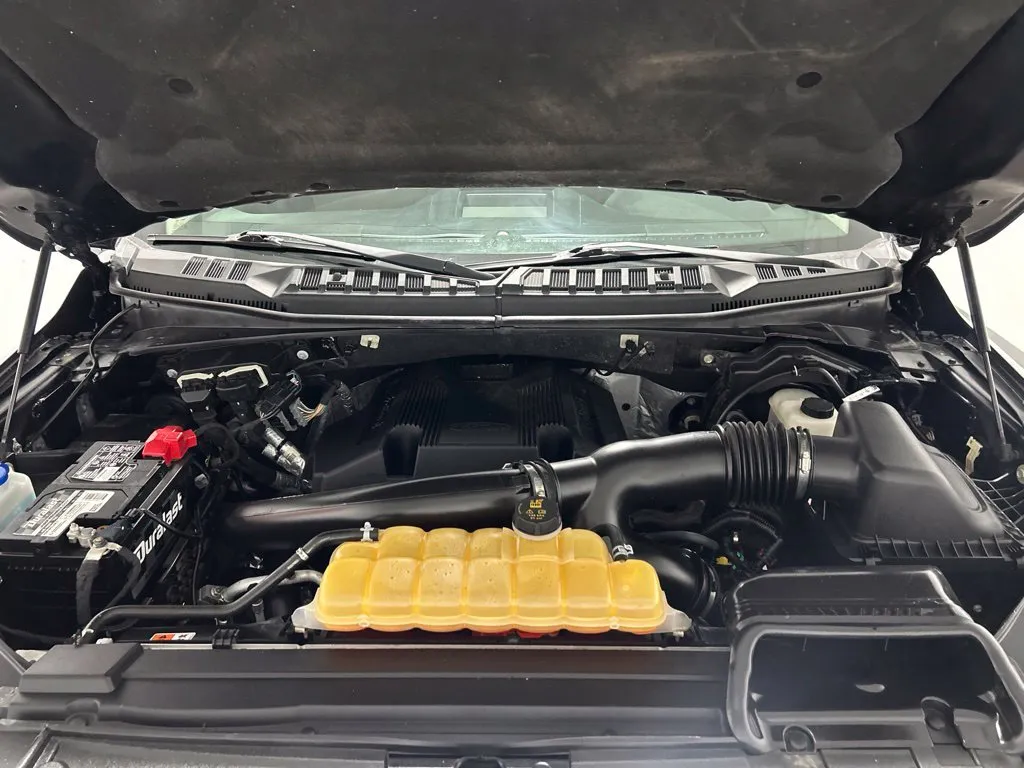 Ford F-150 photo 12