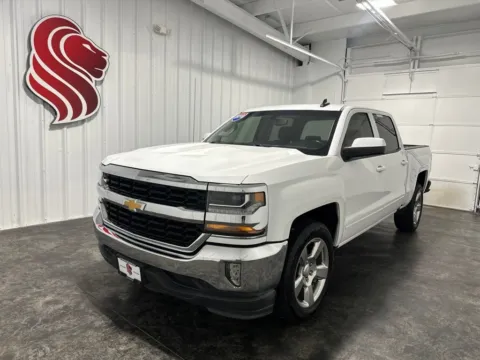 White 2018 Chevrolet Silverado 1500 LT for sale in Evansville, IN