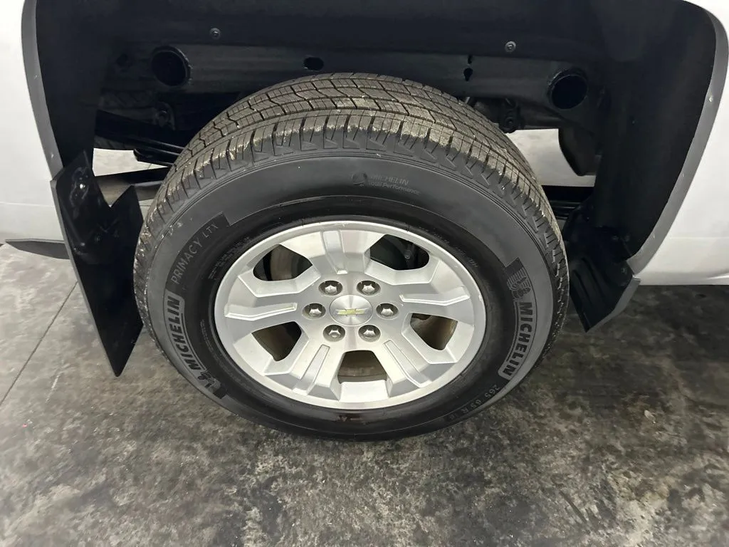 Chevrolet Silverado photo 10