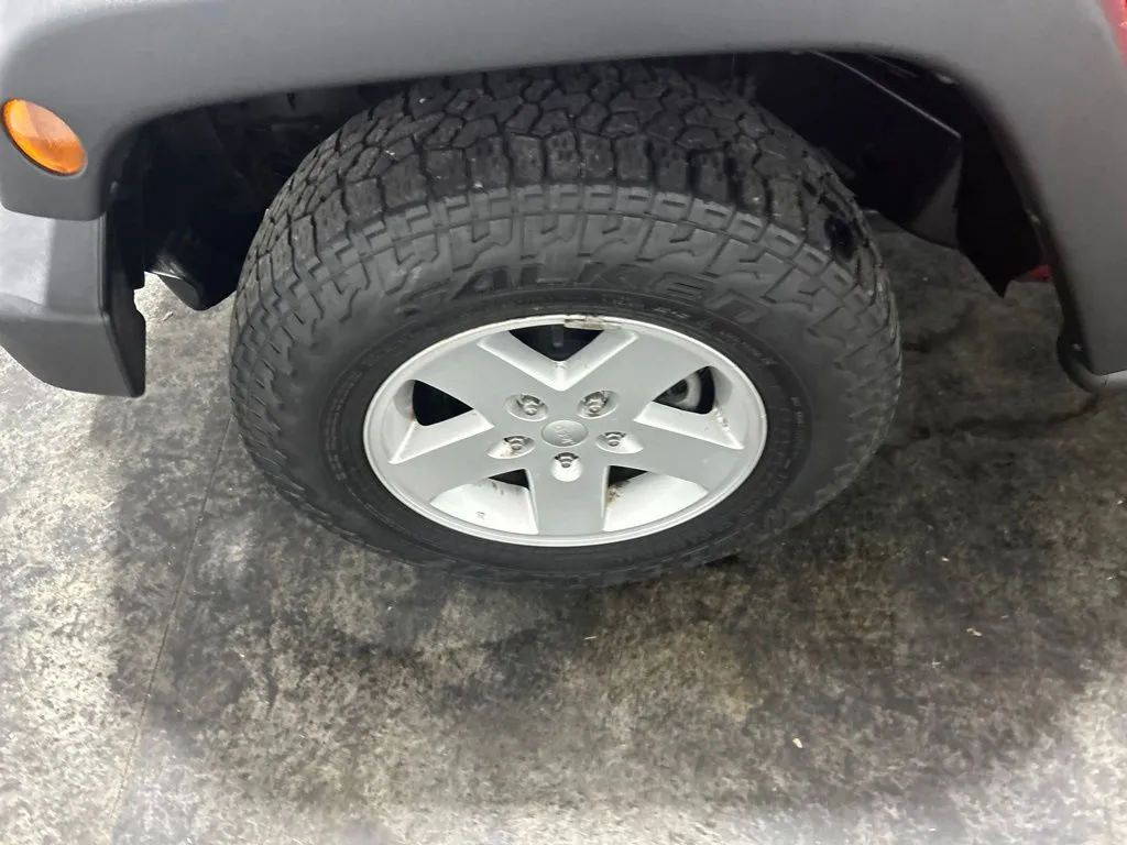 Jeep Wrangler photo 7