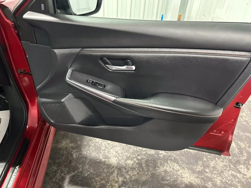 Nissan Sentra photo 18