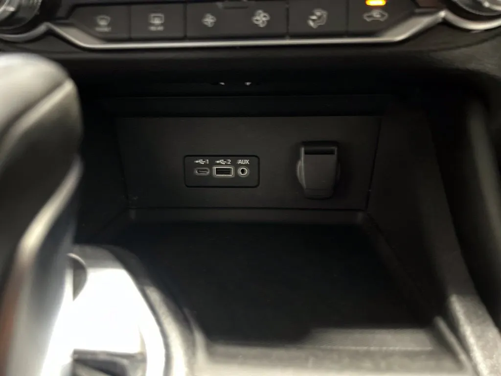 Nissan Sentra photo 26