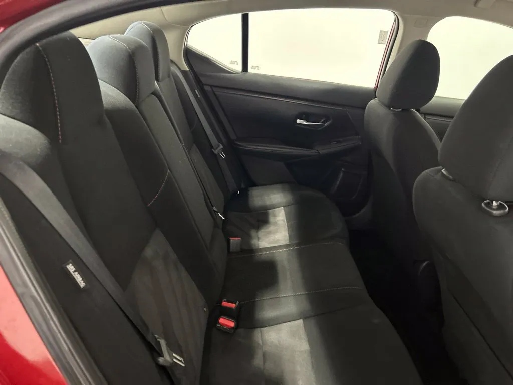 Nissan Sentra photo 19