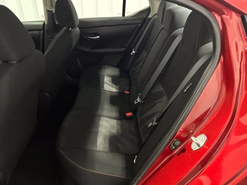 Nissan Sentra photo 15