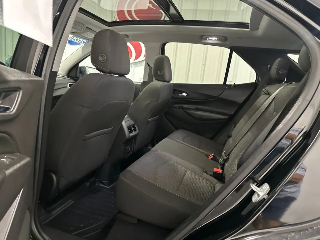 Chevrolet Equinox photo 14