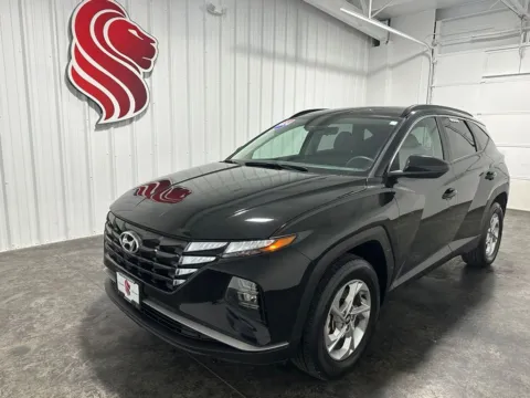 Black 2024 Hyundai Tucson SEL for sale in Evansville, IN