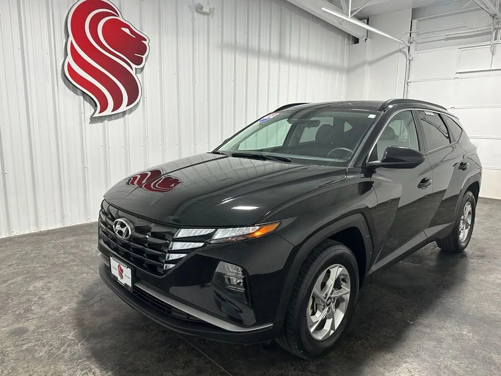 Black 2024 Hyundai Tucson SEL for sale in Evansville, IN