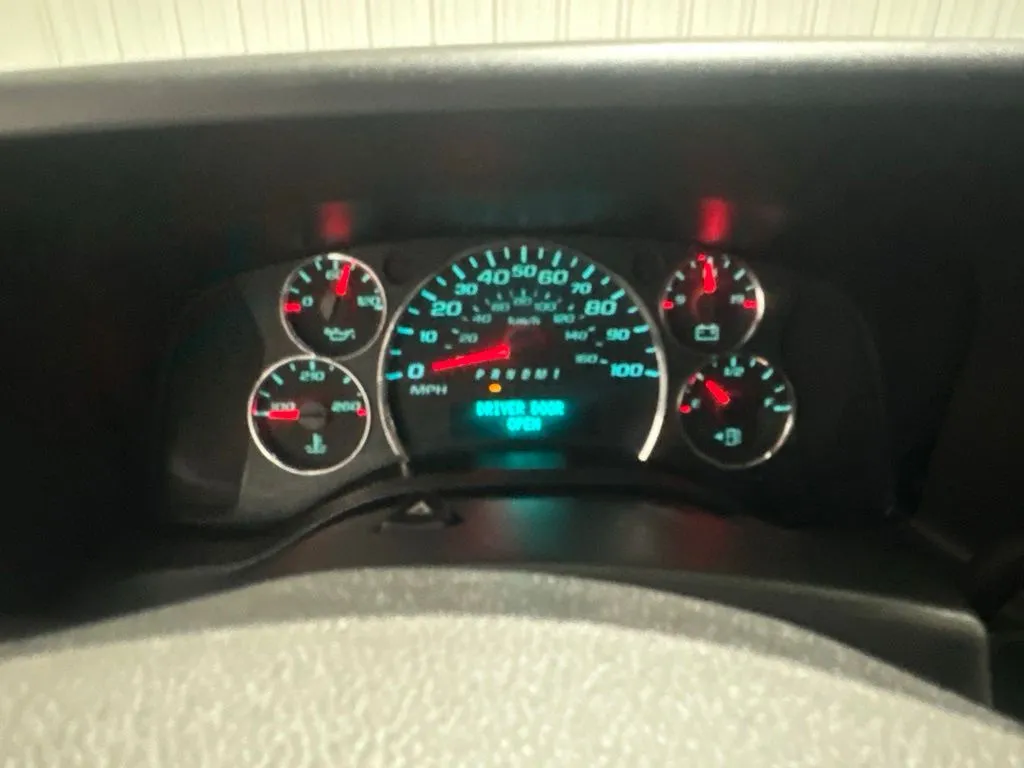 Chevrolet Express photo 18