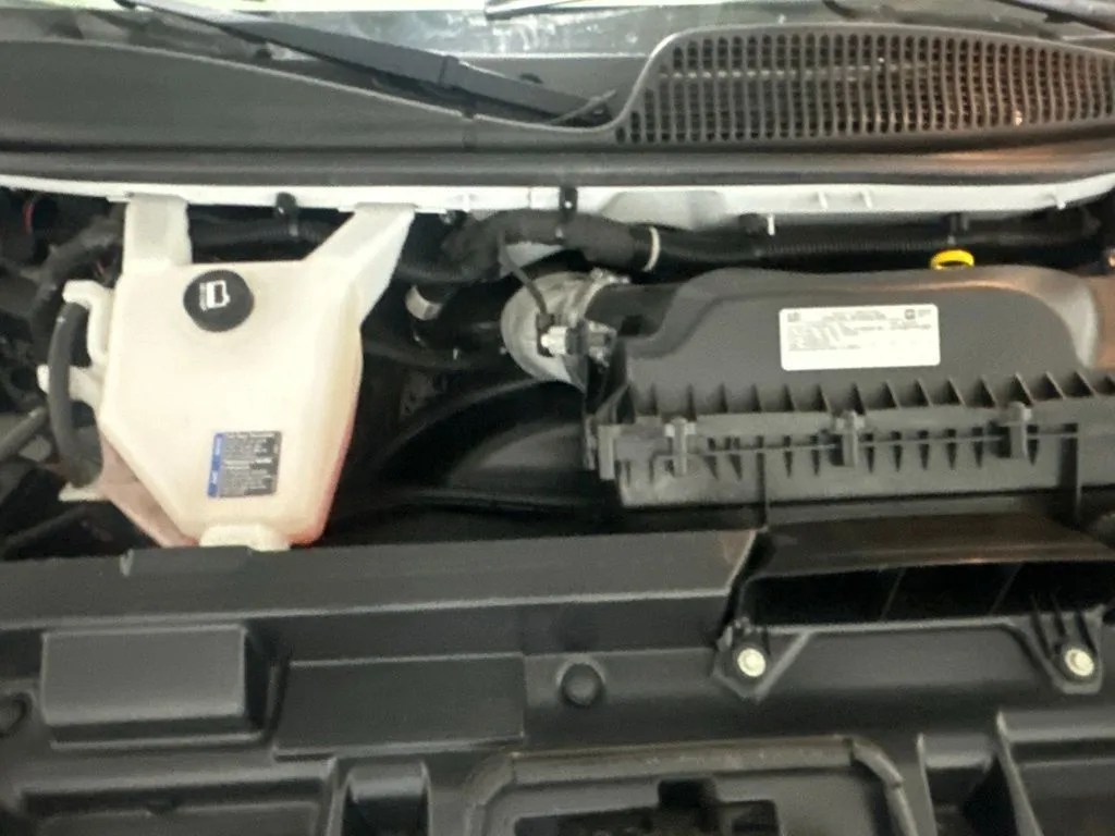 Chevrolet Express photo 9