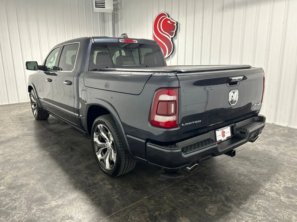 Ram 1500 photo 2