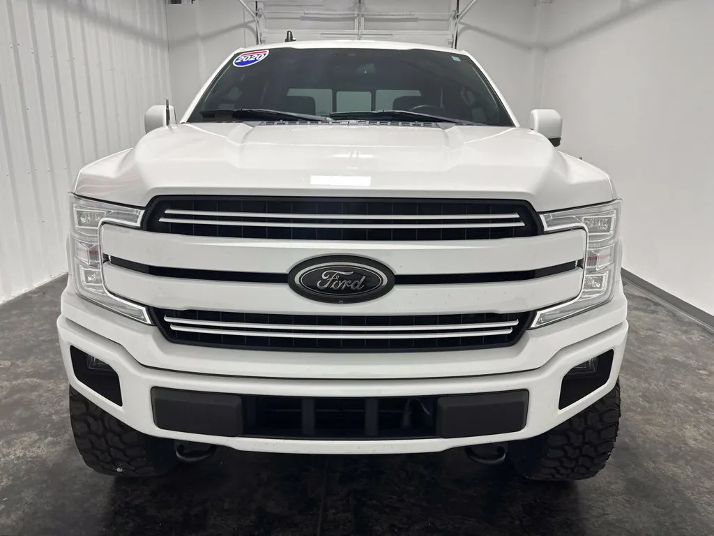 Ford F-150 photo 2