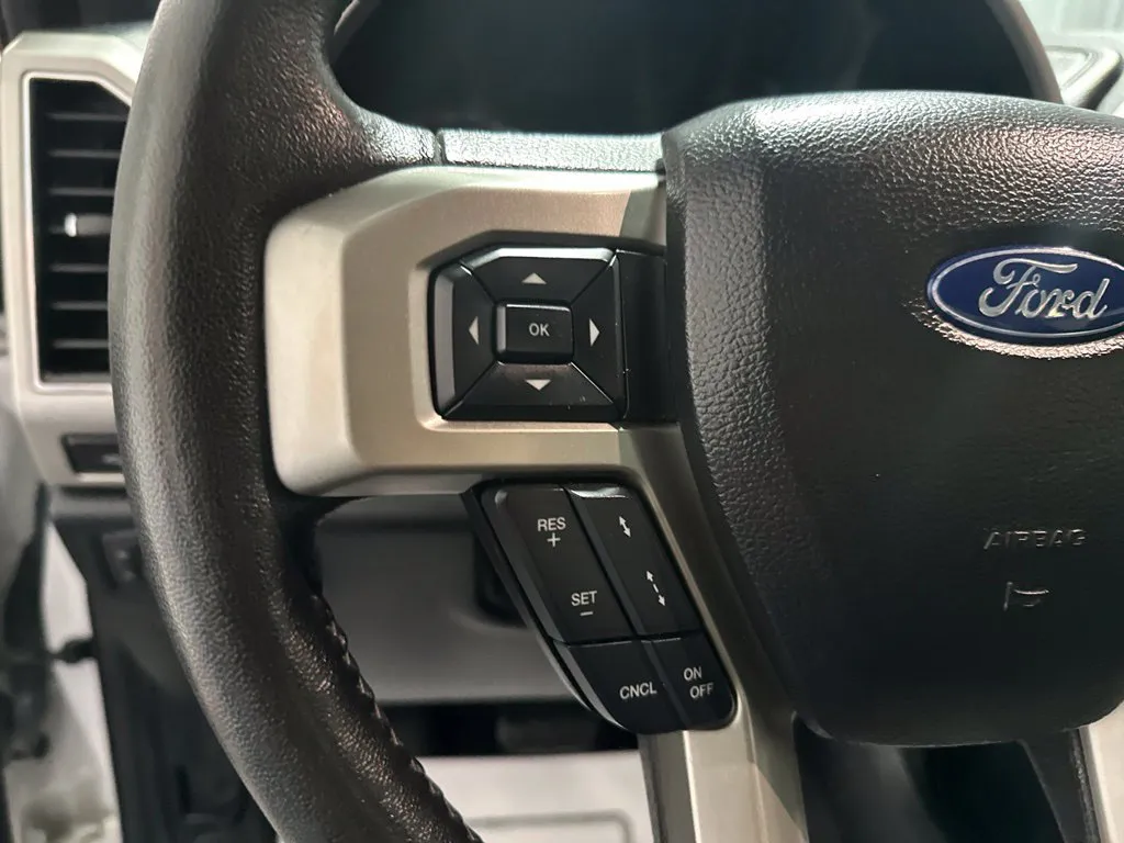 Ford F-150 photo 19