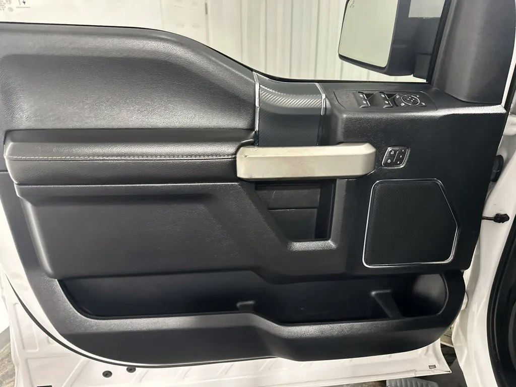Ford F-150 photo 11