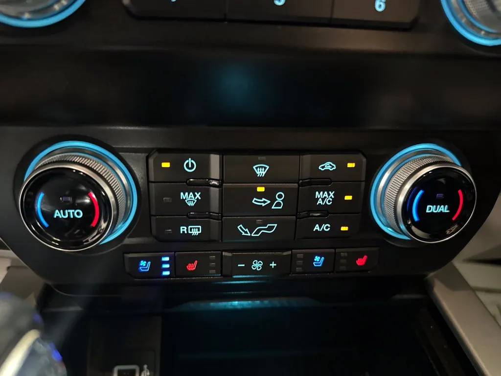 Ford F-150 photo 23