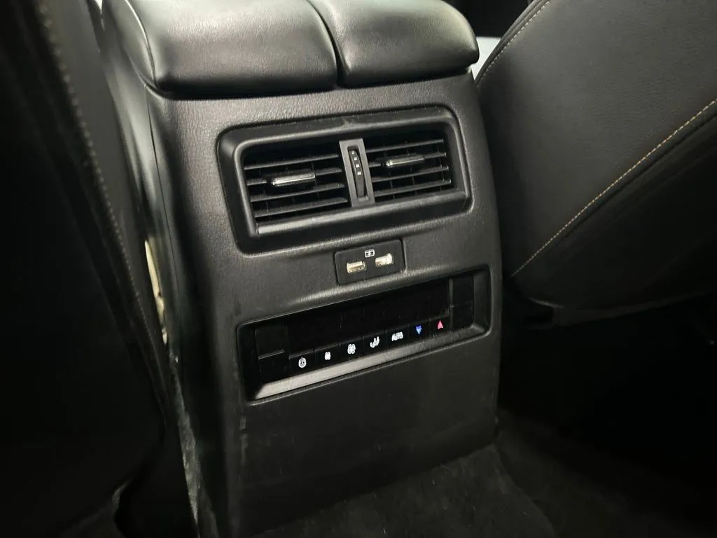 Mazda CX-90 photo 23