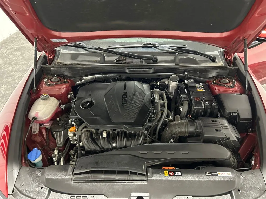 Hyundai Sonata photo 11