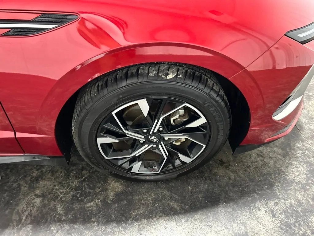 Hyundai Sonata photo 10