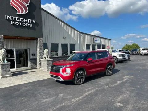 Unknown 2024 Mitsubishi Outlander SE for sale in Evansville, IN