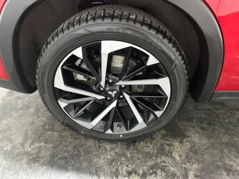 More photos of 2024 Mitsubishi Outlander SE at Integrity Motors Group, IN