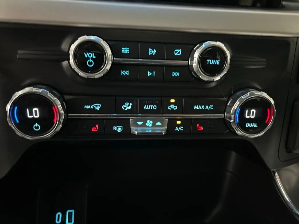 Ford F-150 photo 25