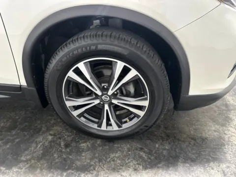 More photos of 2019 Nissan Rogue SV at Integrity Motors Group, IN