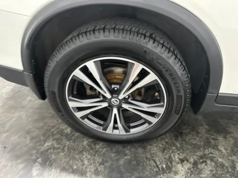 More photos of 2019 Nissan Rogue SV at Integrity Motors Group, IN