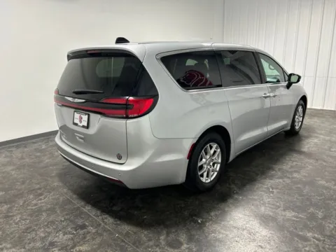 More photos of 2024 Chrysler Pacifica Touring L at Integrity Motors Group, IN